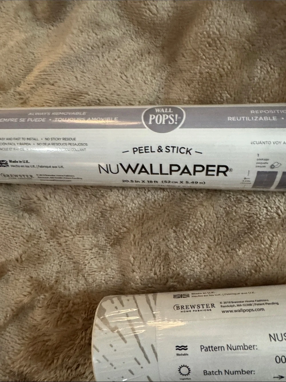 Beige Floral Peel & Stick Wallpaper - Neutral Beige